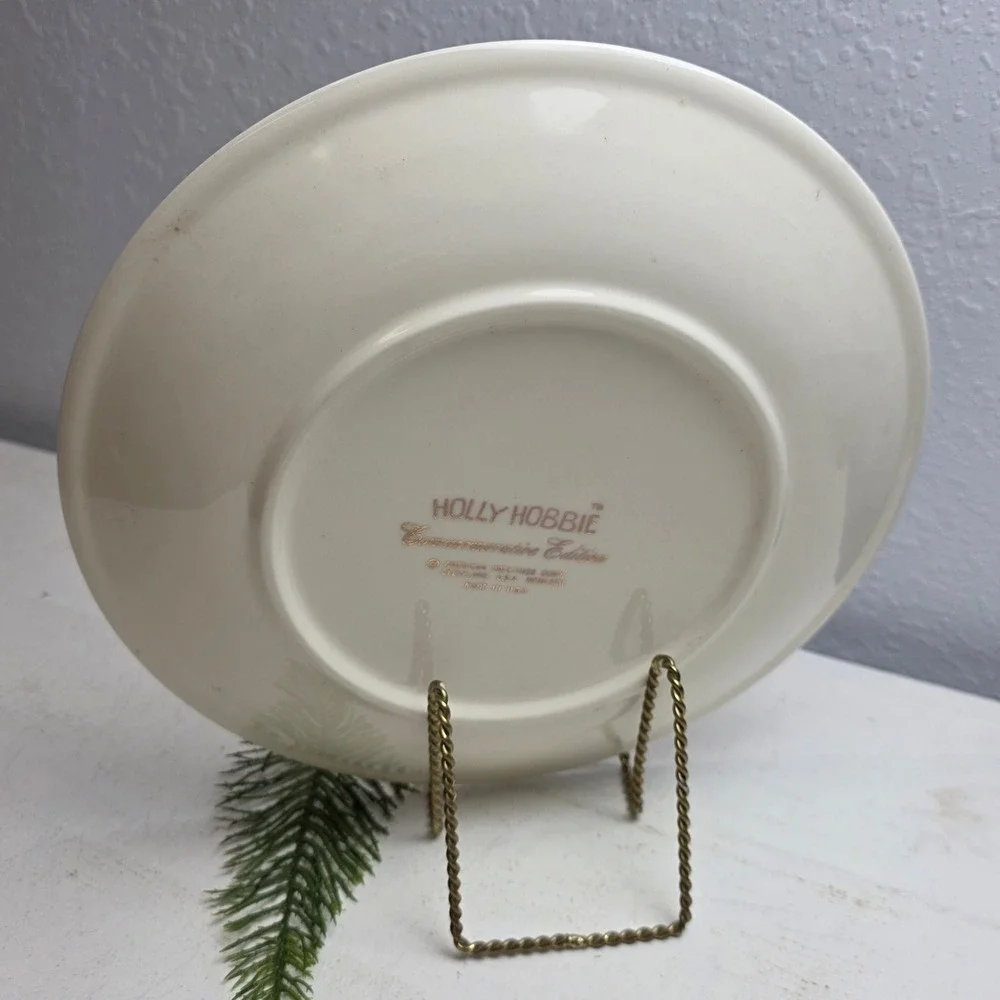 Vintage Holly Hobbie 1972 Christmas Plate Happy‎ Memories Warm Heart Fireplace